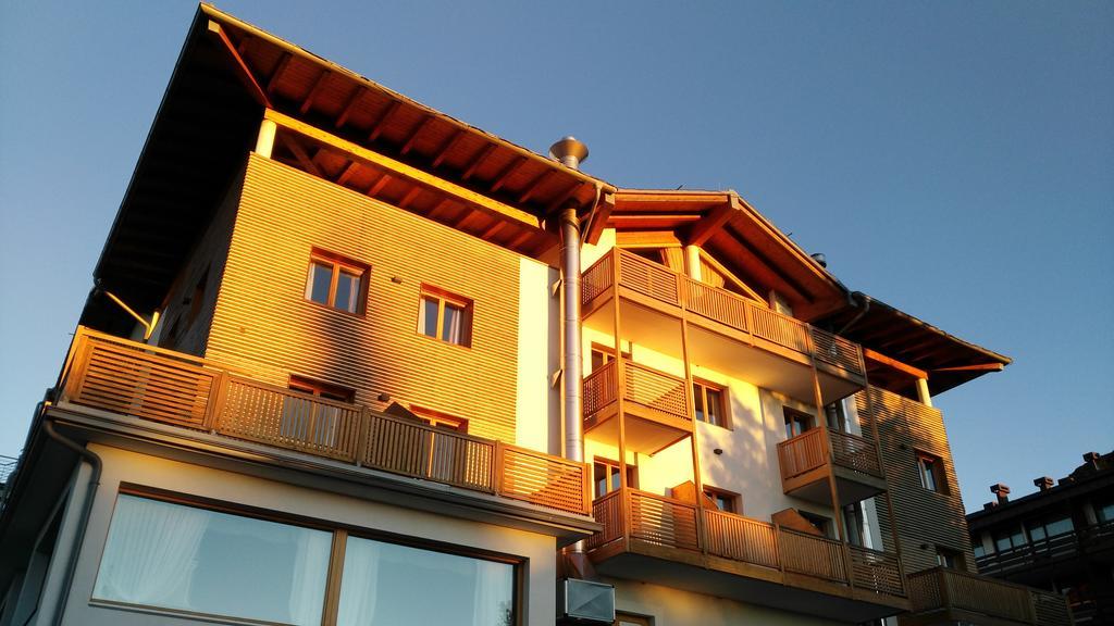 Alpine Mugon Hotel 바슨 외부 사진